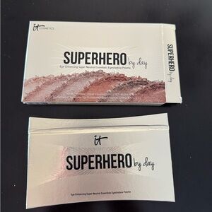 IT cosmetics eyeshadow palette